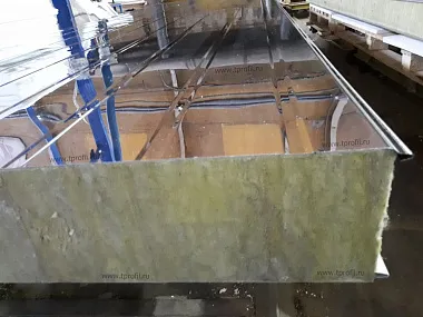 Сэндвич панель из нержавеющей стали стеновая с минеральной ватой 1190x100мм