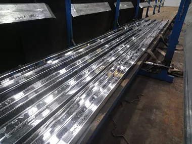 Профилированный лист из нержавеющей стали